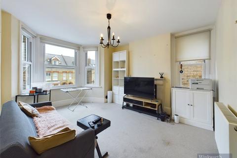 3 bedroom end of terrace house to rent, Gibbon Road, Kingston upon Thames KT2