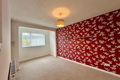 5 Grasscroft, Northampton, NN2 8QH
