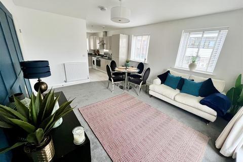 2 bedroom apartment for sale, Victoria Crescent, Shirley, Solihull