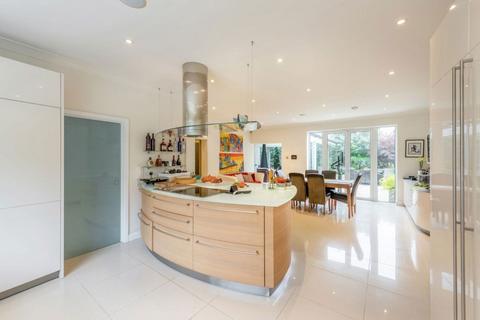 6 bedroom detached house to rent, Wildernesse Avenue, Sevenoaks  TN15 0ED