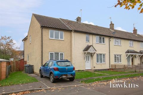 4 bedroom end of terrace house for sale, Britannia Crescent, Lyneham SN15