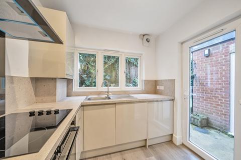 2 bedroom flat to rent, Muswell Hill Place Muswell Hill N10