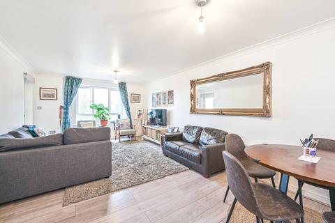 2 bedroom flat for sale, Glebelands Close, North Finchley, London, N12