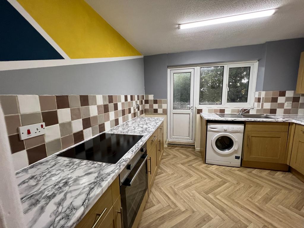Apartment in Salford - View 2