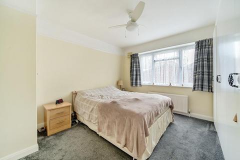 138 Cheston Avenue, Croydon, CR0 8DD