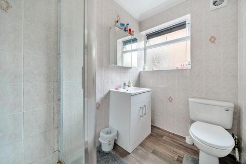 138 Cheston Avenue, Croydon, CR0 8DD