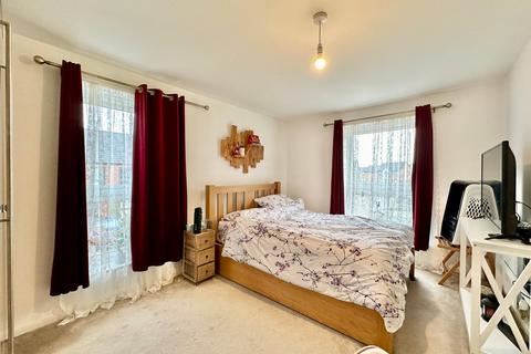 21 Acker Bilk Drive, Glebe Farm, Milton Keynes, MK17 8XZ
