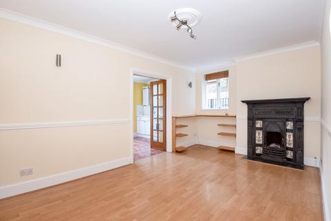 2 bedroom apartment to rent, Granville Road London N4