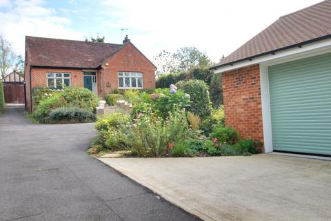 3 bedroom chalet for sale, Horndean, Waterlooville