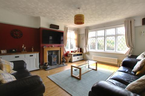 3 bedroom chalet for sale, Horndean, Waterlooville