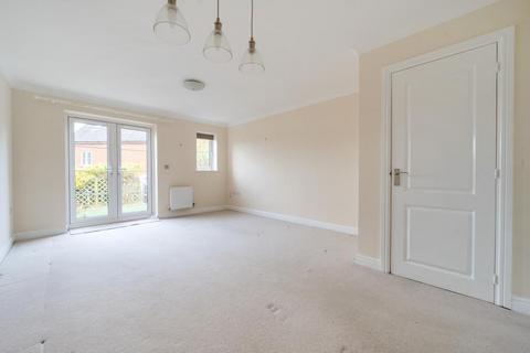 2 bedroom terraced house to rent, Cumnor Hill,  Oxford,  OX2