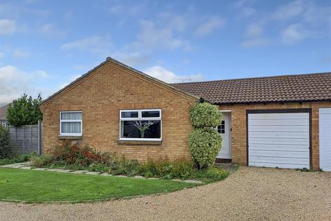 2 bedroom detached bungalow for sale, Lavinia Way, East Preston BN16