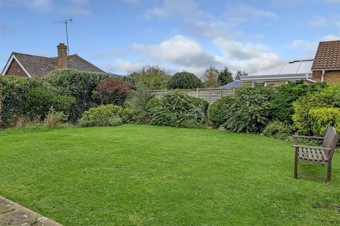 2 bedroom detached bungalow for sale, Lavinia Way, East Preston BN16