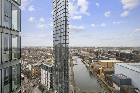 2 bedroom apartment to rent, Carrara Tower, London, EC1V