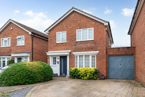 3 bedroom detached house for sale, The Holt, Welwyn Garden City, Hertfordshire, AL7