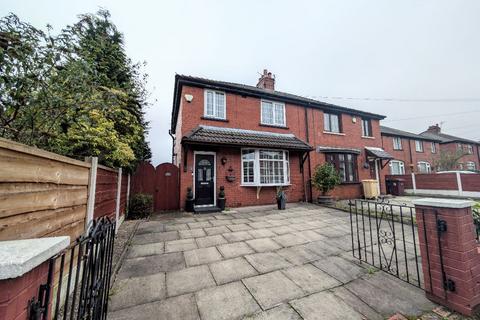 3 bedroom semi-detached house for sale, Waverley Avenue, Kearsley, Bolton