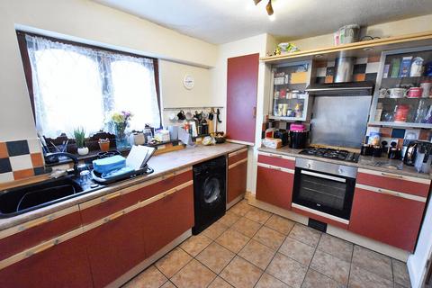 3 bedroom end of terrace house to rent, Elm Road, Thetford, IP24