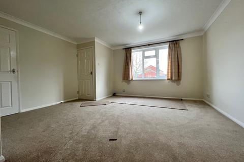 3 bedroom terraced house to rent, William Armstrong Close, Bury St. Edmunds IP30