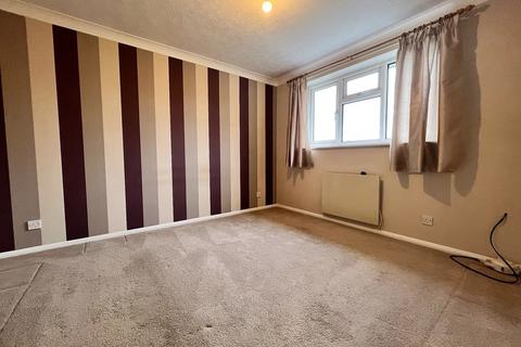 3 bedroom terraced house to rent, William Armstrong Close, Bury St. Edmunds IP30