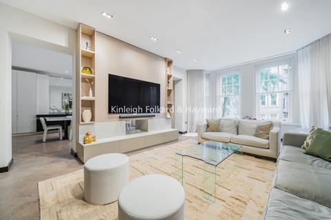 3 bedroom apartment to rent, Oakwood Court London W14