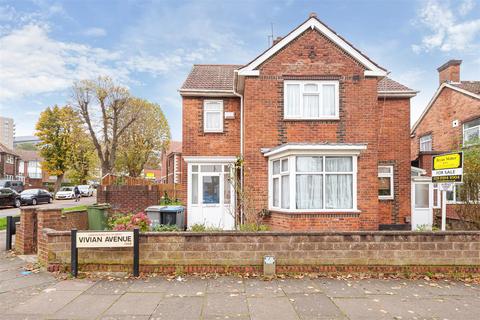 3 bedroom detached house for sale, Vivian Avenue, Wembley