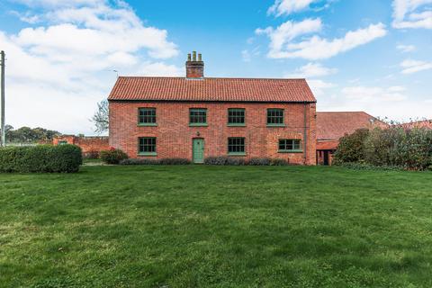 4 bedroom farm house for sale, Kerdiston