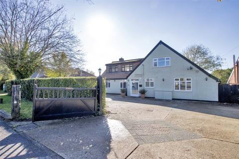 5 bedroom detached house for sale, Kingsingfield Road, West Kingsdown, Sevenoaks, Kent, TN15