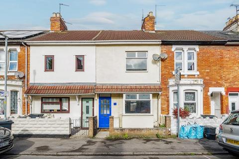 2 bedroom terraced house to rent, Volta Road,  Town Centre,  SN1