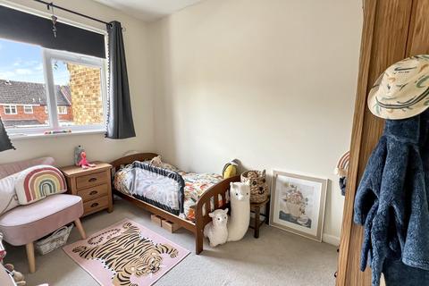 27 Arn View, Warminster, BA12 8TN