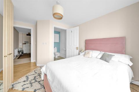 2 bedroom apartment for sale, Cutter House, Macarthur Close, Erith, Kent, DA8