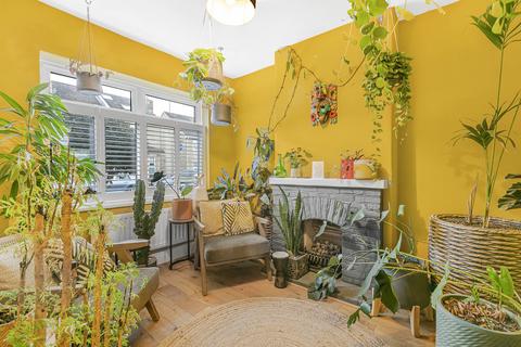 5 Newark Road, South Croydon, CR2 6HR