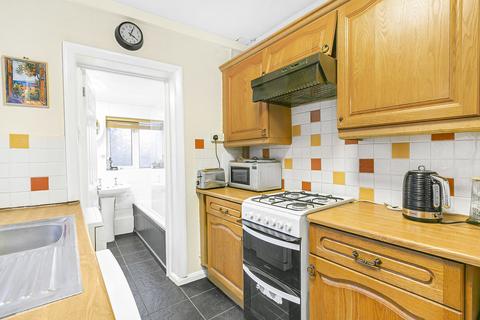 5 Newark Road, South Croydon, CR2 6HR