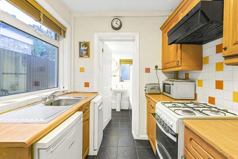 5 Newark Road, South Croydon, CR2 6HR