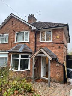 3 bedroom end of terrace house to rent, Yardley Wood Road, Birmingham B13