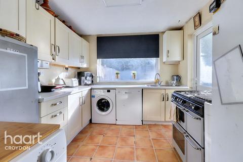 3 bedroom terraced house for sale, Ockley Road, Croydon