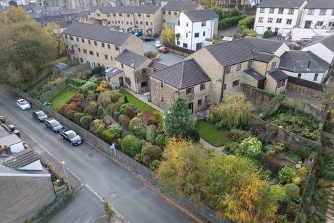 10 Baileys Croft, Keighley, BD20 6BT