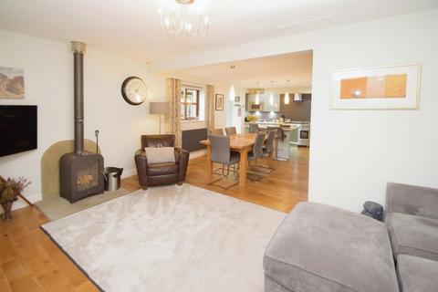 10 Baileys Croft, Keighley, BD20 6BT