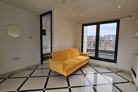 1 bedroom apartment to rent, Teesdale Close, London, Haggerston