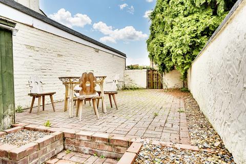 undefined, Granby Street, Newmarket CB8