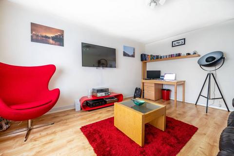 1 bedroom flat for sale, Dairymans Walk, GU4, Guildford, GU4