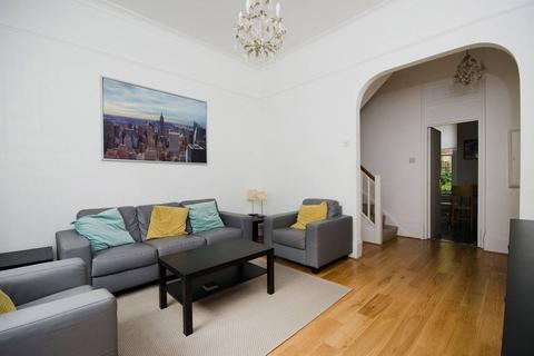 3 bedroom maisonette to rent, Orsett Terrace, Bayswater, London, W2