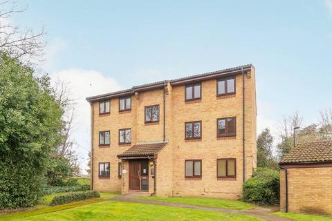 2 bedroom flat for sale, Ludford Close, Croydon, CR0