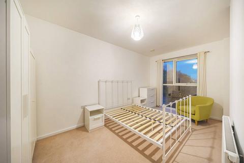 2 bedroom flat for sale, Heath Parade, Colindale, London, NW9