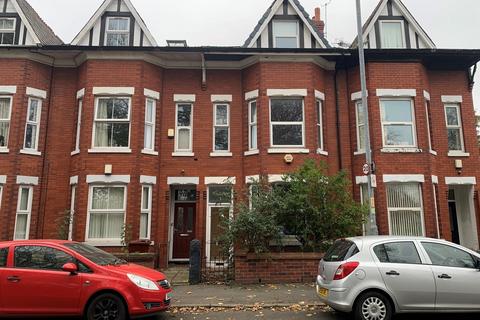 4 bedroom terraced house to rent, Platt Lane, Fallowfield