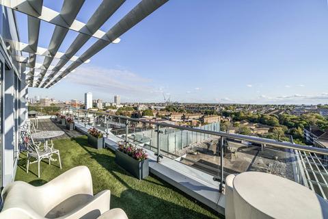 3 bedroom apartment for sale, Flotilla House, Battersea Reach