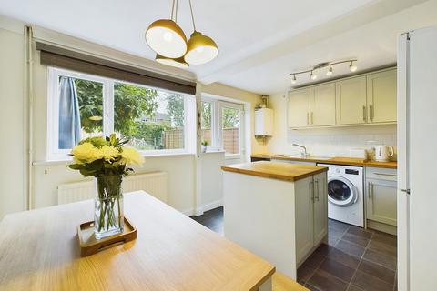 3 bedroom terraced house for sale, Fern Way , Horsham