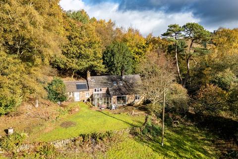 3 bedroom detached house for sale, Rakesdale, Alton