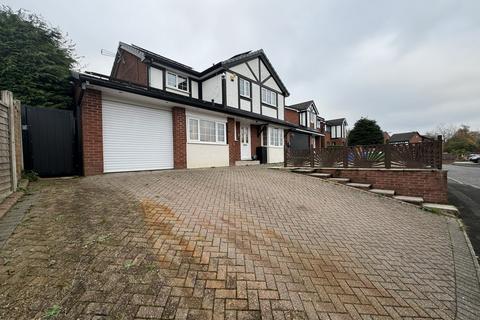 4 bedroom detached house to rent, Dell Side Way, Shawclough OL12