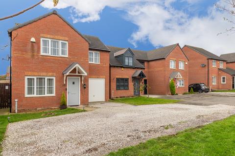 3 bedroom detached house for sale, Lowry Way, Kirkholt OL11