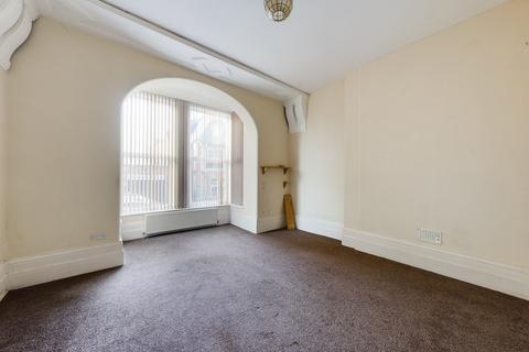 1 bedroom apartment to rent, Queensgate, Plymouth PL4